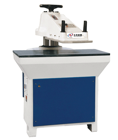 GBS-140/200/250型液压摇臂式裁断机